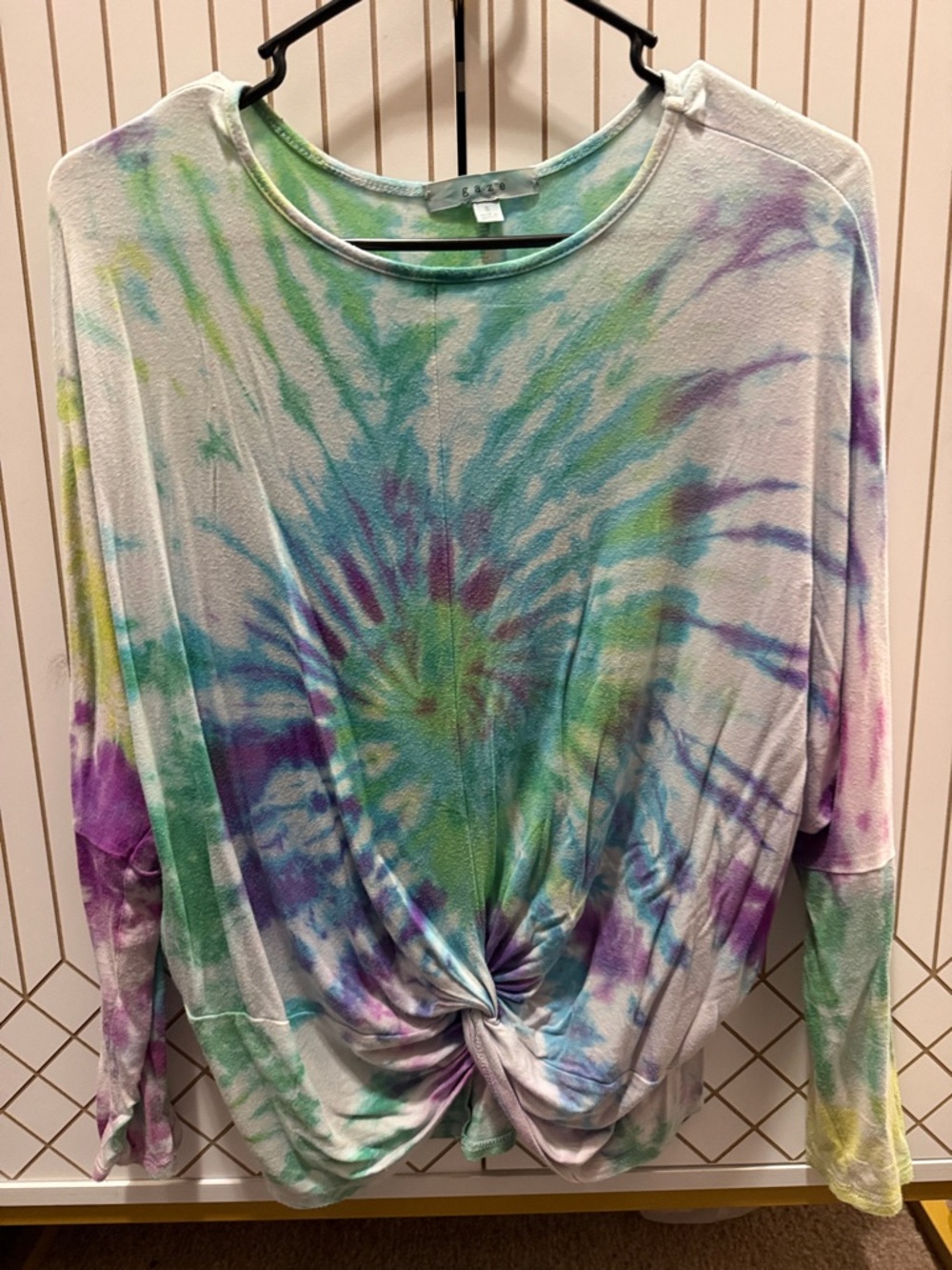 gaze Tie-Dye Twist-Front Long Sleeve Top in Pastel Green, Purple, Blue